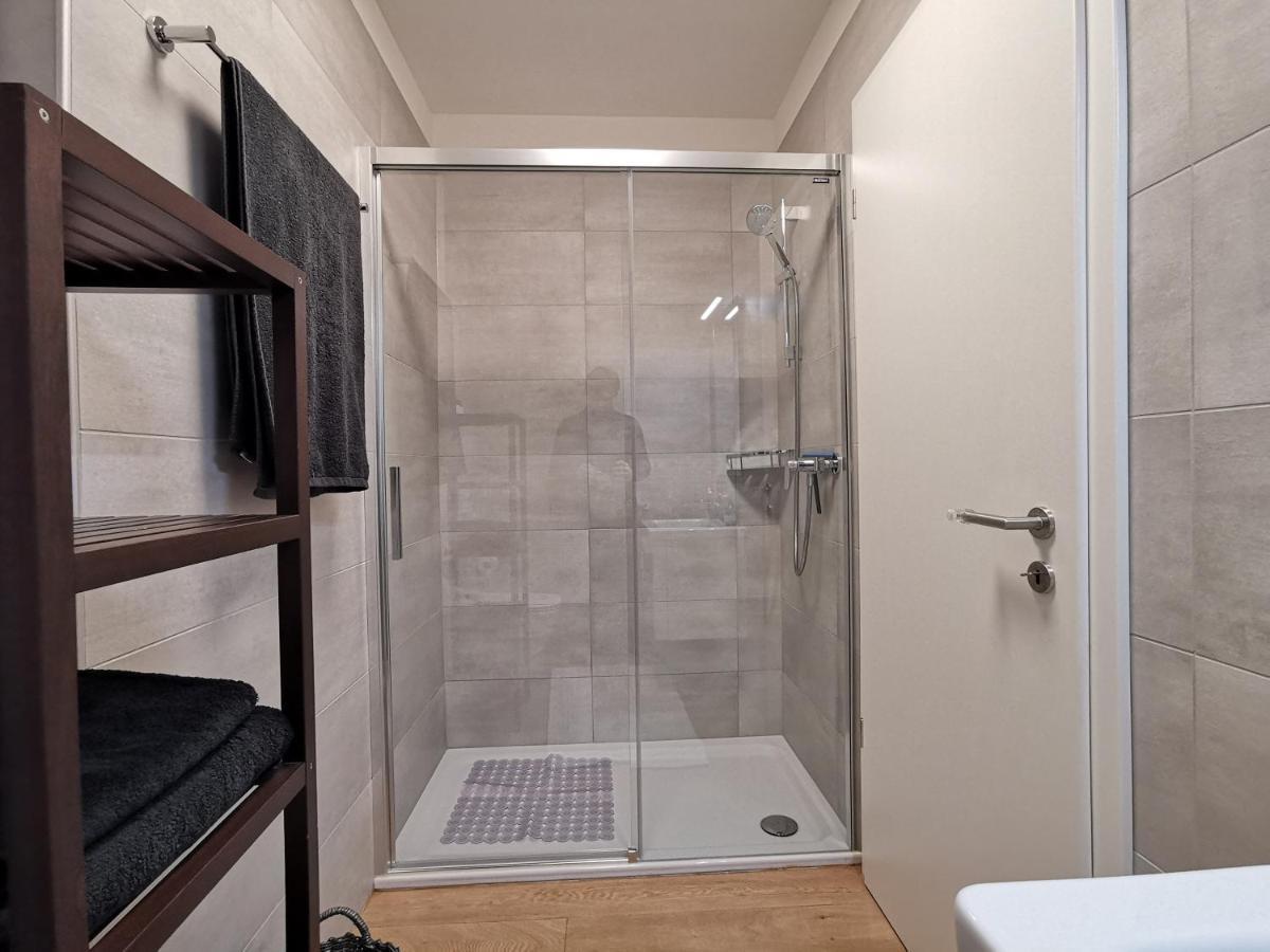 Experience The Loft! Loft 18, Downtown, Near The Lake Free Parking Available Lugano Esterno foto